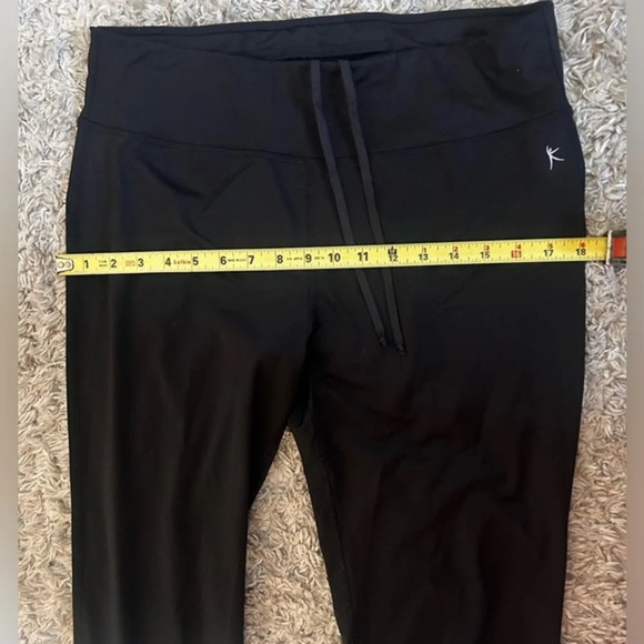 Women's Danskin Now Fitted Leggings Size Large (12-14) black with Green - Picture 13 of 13